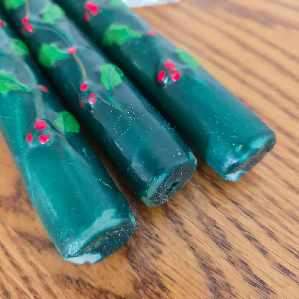 VTG Tag Hand Painted Christmas Holly Berry Green Taper Candles 12